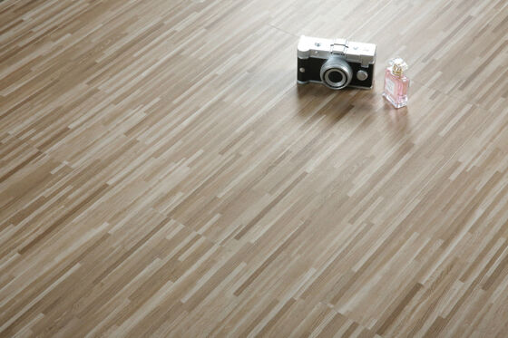 Wood Grain Luxury Vinyl Plank Flooring Marble / Carpet Design Available