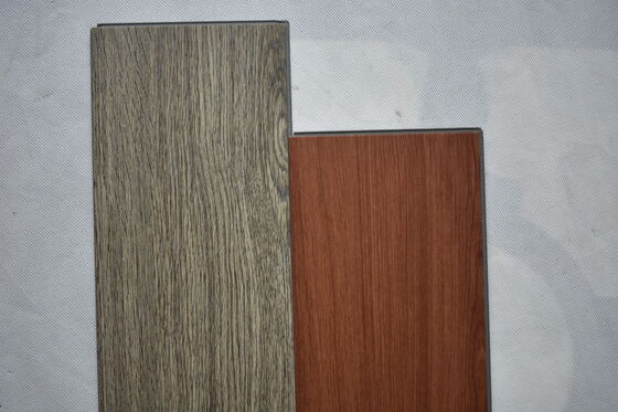 Anti - Slippery Vinyl Click System Flooring 100% Virgin Material Available