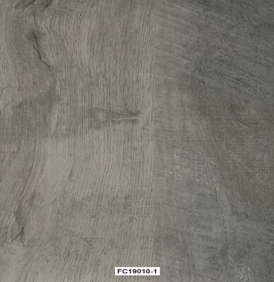 Durable Interlock Click Vinyl WPC Flooring Embossed Surface Available