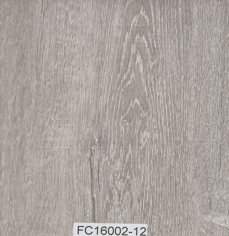 Non - Slip Glueless Anti Slip Flooring For Home Commercial 5mm Thickness