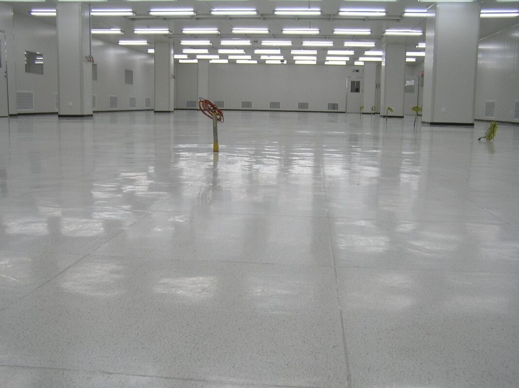 Anti Slip 2mm Thickness Anti Static Vinyl Flooring CE / SGS / ISO Certificate